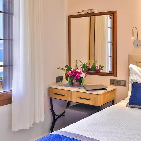 Отель Hadrian 2*