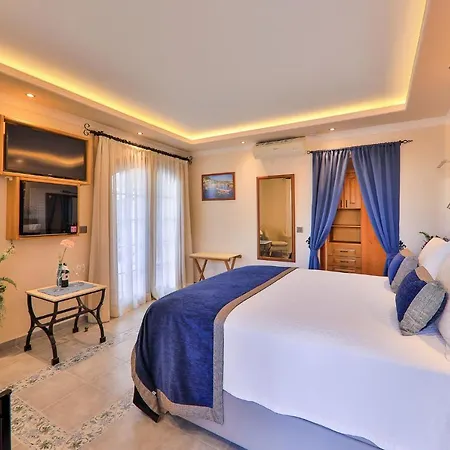 Hadrian Hotel