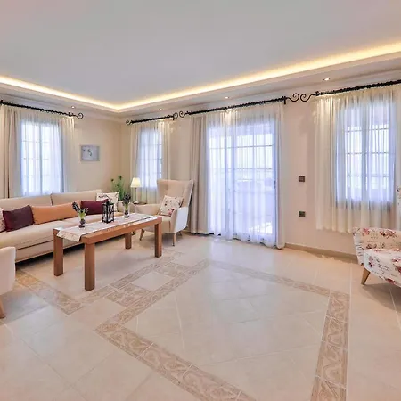 Hadrian Hotel
