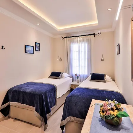 Hadrian 2* Kaş