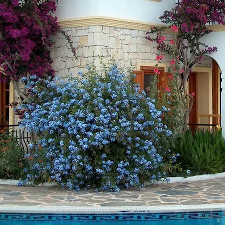 Hadrian Hotel