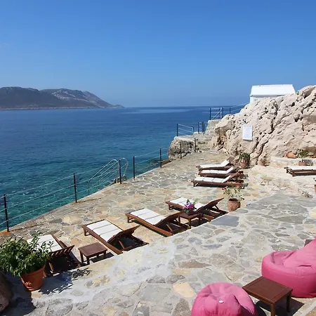 Hadrian Hotel