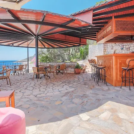 Hadrian Szálloda 2*